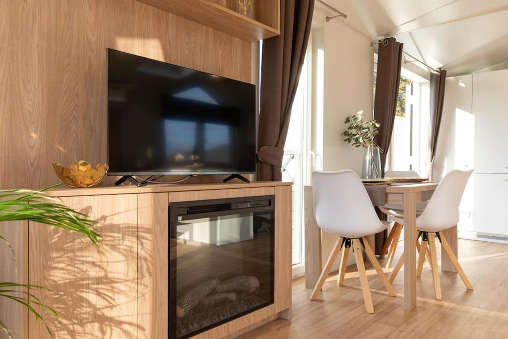 Gemuetliches, Voll Ausgestattes Tiny House Apartment Vilseck Exterior photo